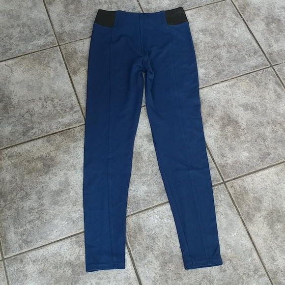 (2/$20) F21 navy leggings size medium - Picture 2 of 6